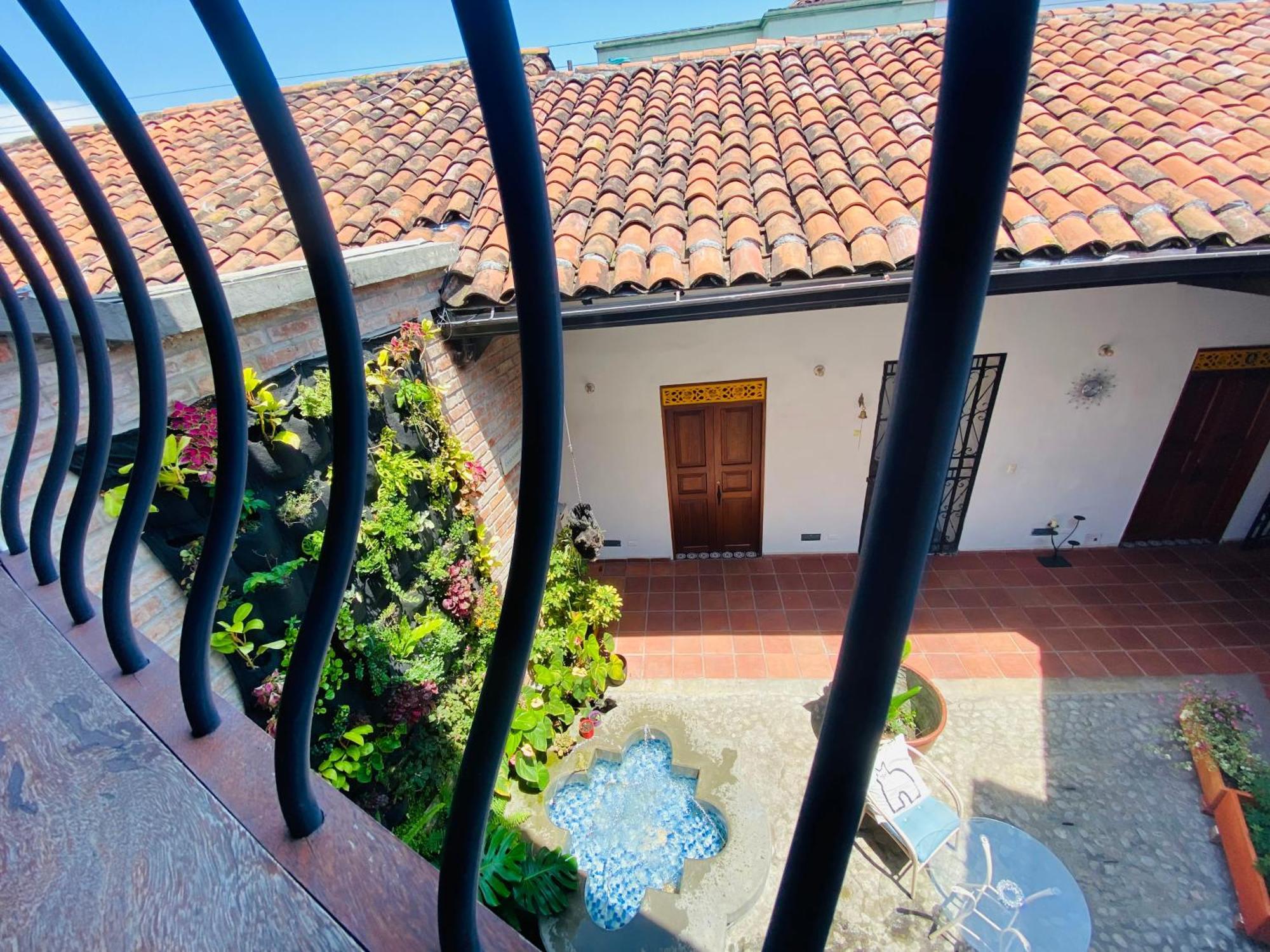 Hotel Casa Bresse Cali Exterior foto
